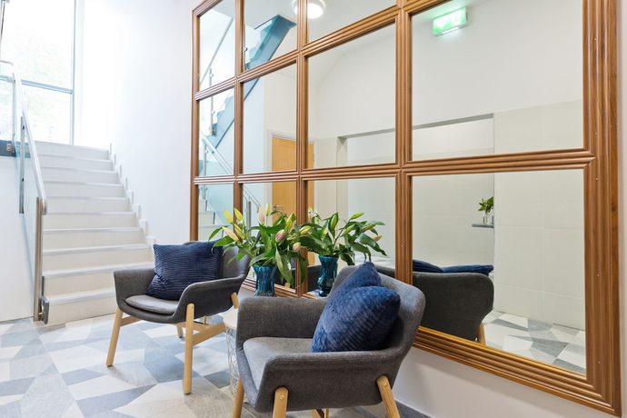 Imagen de los interiores del Hotel Inchicore Suites. Foto 18