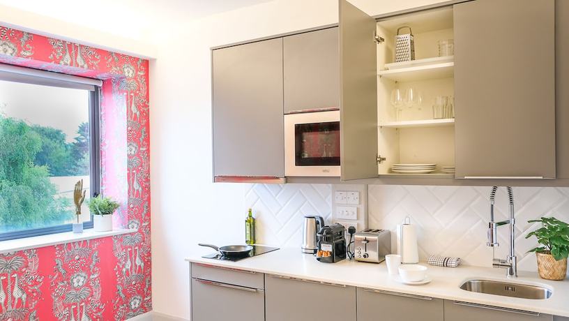 Imagen de la habitación del Hotel Inchicore Suites. Foto 17