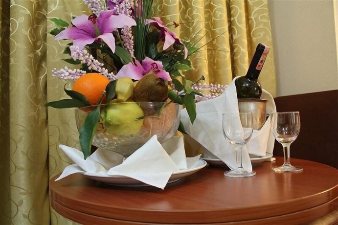 Imagen de la habitación del Hotel Inci. Foto 5