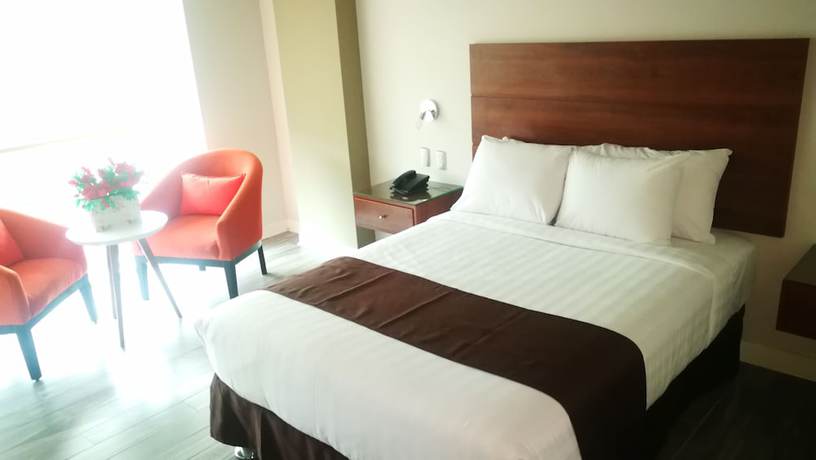 Imagen de la habitación del Hotel Inclan. Foto 5
