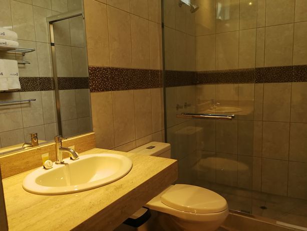 Imagen de la habitación del Hotel Inclan. Foto 14