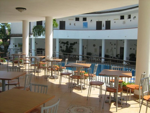 Imagen general del Hotel Incoronato. Foto 7