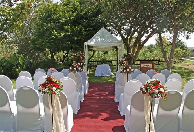 Imagen de los exteriores del Hotel Indaba. Foto 5