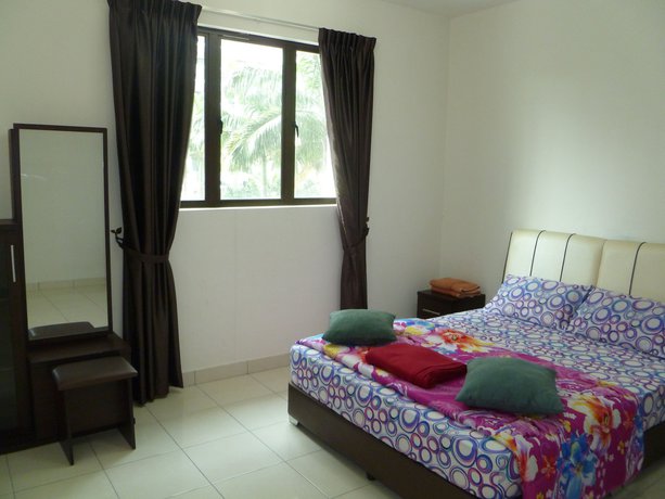Imagen de la habitación del Hotel Indah Alam Vacation Home. Foto 19
