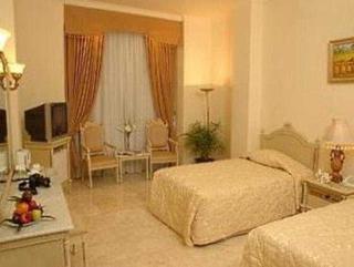 Imagen general del Hotel Indah Palace. Foto 4