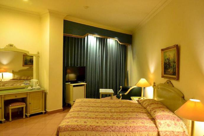 Imagen general del Hotel Indah Palace. Foto 6
