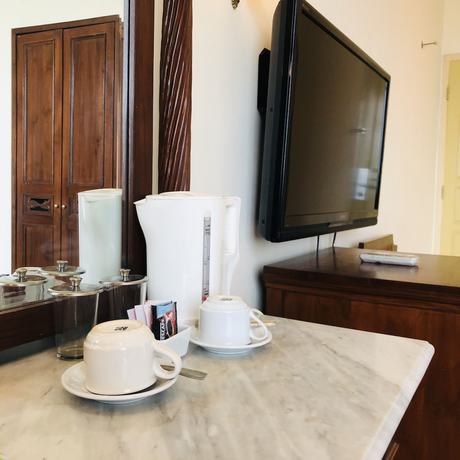 Imagen de la habitación del Hotel Indah Palace Solo. Foto 3