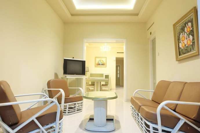 Imagen de la habitación del Hotel Indah Palace Tawangmangu. Foto 5