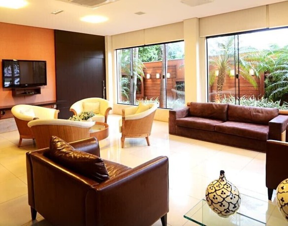 Imagen de los interiores del Hotel Indai&aacute; Park. Foto 17