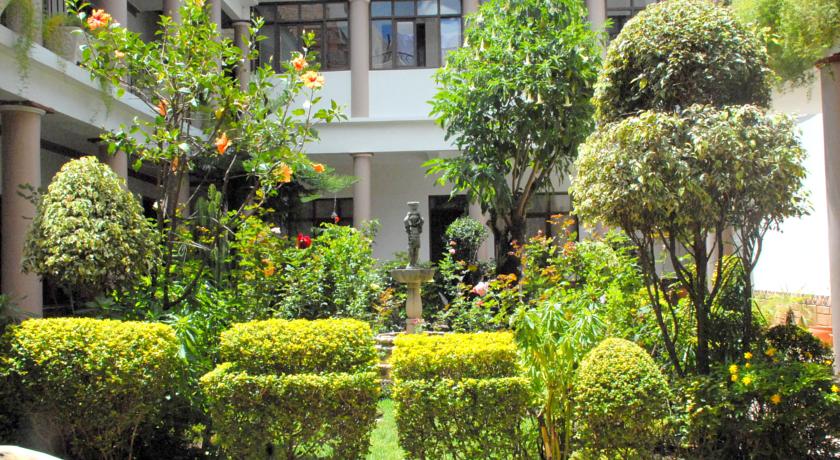 Imagen de los exteriores del Hotel Independencia. Foto 6