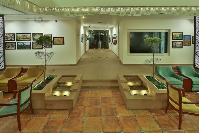 Imagen de los interiores del Hotel Inderlok, Dehradun. Foto 18