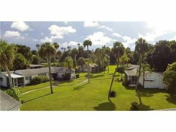 Imagen general del Hotel Indian River Lagoon Waterfront Cottages. Foto 5