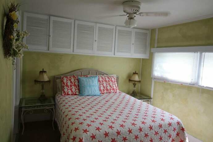 Imagen general del Hotel Indian River Lagoon Waterfront Cottages. Foto 8