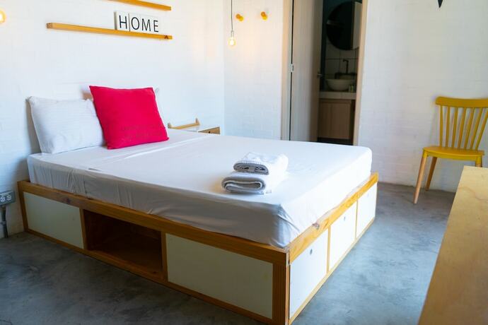 Imagen de la habitación del Hotel Indie Studio. Foto 19