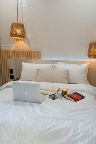 Imagen de la habitación del Hotel Indie Universe Creative. Foto 15