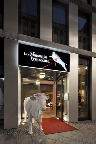 Imagen general del Hotel Indigo Berlin-Alexanderplatz. Foto 12