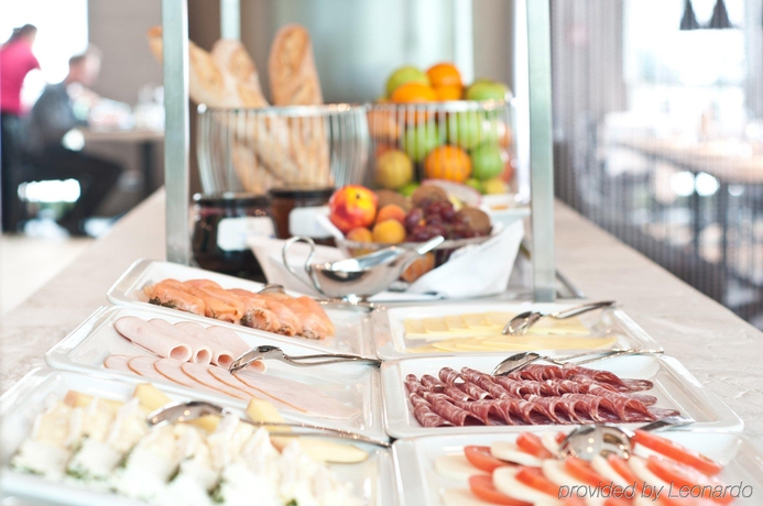 Imagen general del Hotel Indigo Berlin-Alexanderplatz. Foto 14