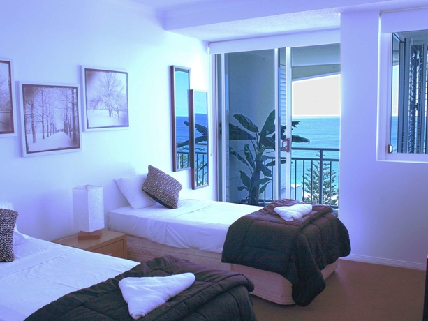 Imagen de la habitación del Hotel Indigo Blue Beachfront Apartments. Foto 2
