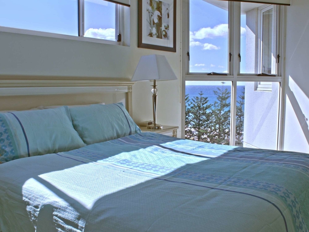 Imagen de la habitación del Hotel Indigo Blue Beachfront Apartments. Foto 3