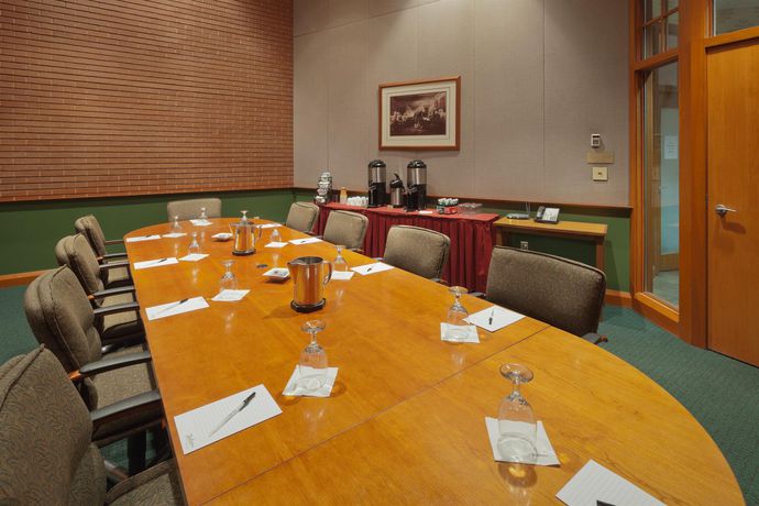 Imagen del bar/restaurante del Hotel Indigo Cleveland Downtown, An Ihg. Foto 2