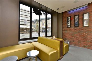 Imagen de los interiores del Hotel Indigo Cleveland Downtown, An Ihg. Foto 12