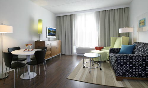 Imagen de la habitación del Hotel Indigo Columbus Architectural Center. Foto 6