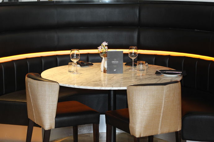 Imagen del bar/restaurante del Hotel Indigo Edinburgh - Princes Street, An Ihg. Foto 4