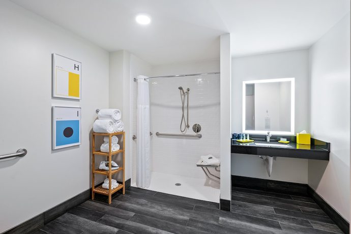 Imagen de la habitación del Hotel Indigo Everett - Waterfront Place, an IHG. Foto 2