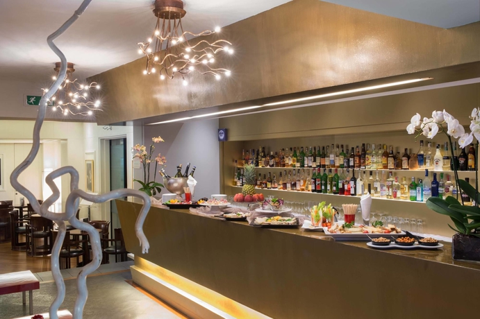 Imagen del bar/restaurante del Hotel Indigo Florence, an IHG Hotel. Foto 4