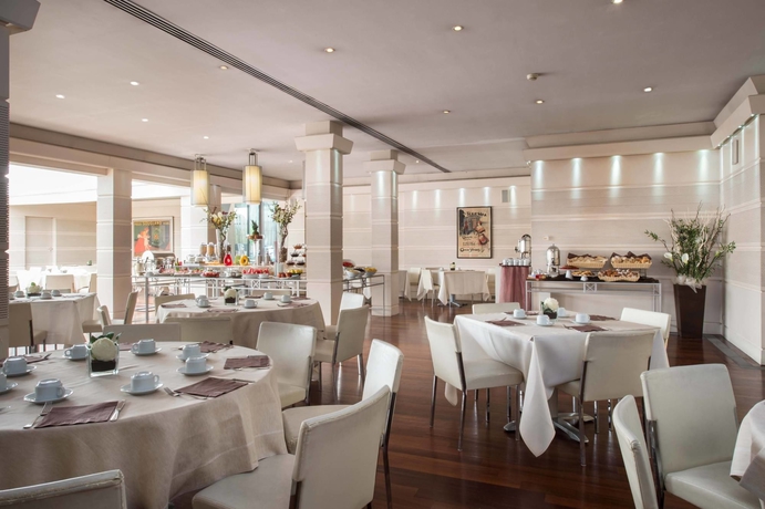 Imagen del bar/restaurante del Hotel Indigo Florence, an IHG Hotel. Foto 5