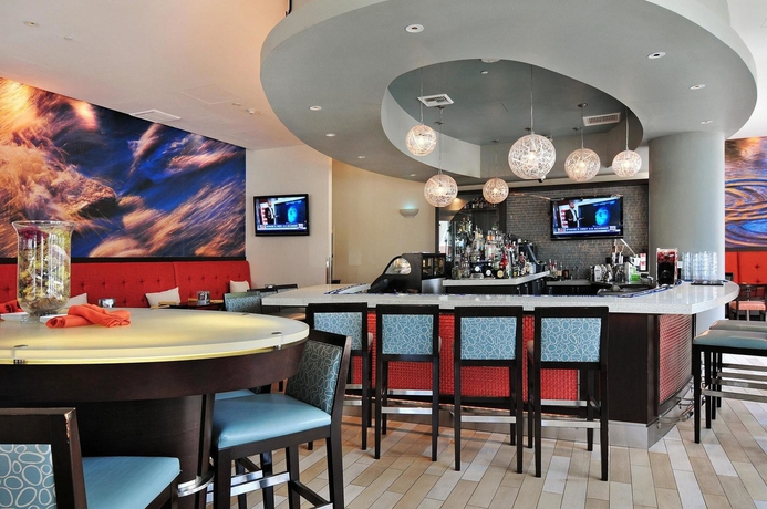 Imagen del bar/restaurante del Hotel Indigo Gaslamp Quarter, An Ihg. Foto 3