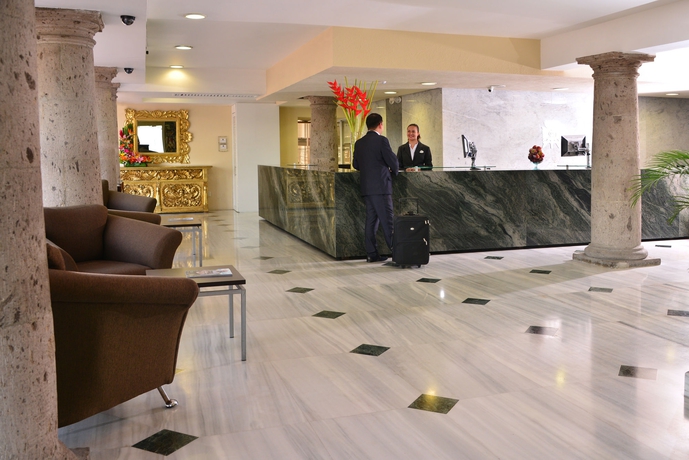 Imagen de los interiores del Hotel Indigo Guadalajara Expo by IHG. Foto 16