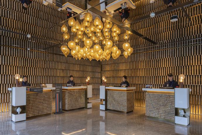 Imagen de los interiores del Hotel Indigo Hangzhou Tianmushan, An Ihg. Foto 19