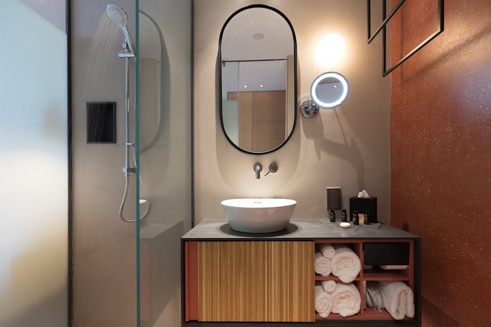 Imagen de la habitación del Hotel Indigo Larnaca. Foto 6