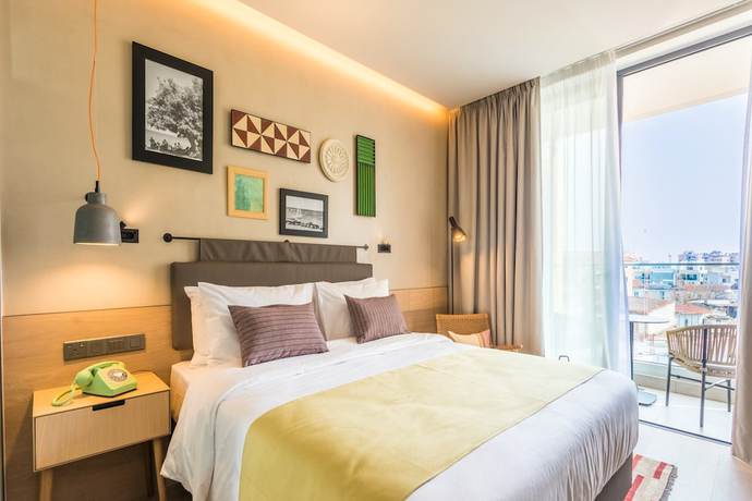 Imagen de la habitación del Hotel Indigo Larnaca. Foto 11