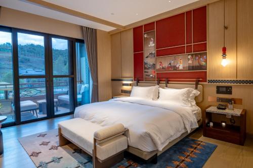 Imagen de la habitación del Hotel Indigo Lugu Lake, an IHG. Foto 17
