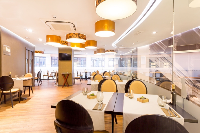 Imagen del bar/restaurante del Hotel Indigo Madrid - Gran Via, An Ihg. Foto 9