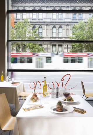 Imagen del bar/restaurante del Hotel Indigo Melbourne On Flinders, An Ihg. Foto 7