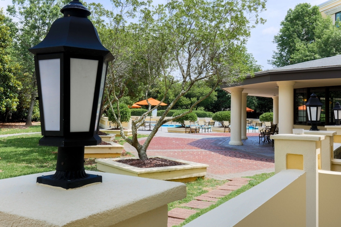 Imagen de la piscina del Hotel Indigo Mount Pleasant, An Ihg. Foto 15