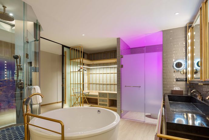 Imagen de la habitación del Hotel Indigo Phuket Patong, An Ihg - Sha Extra Plus. Foto 22