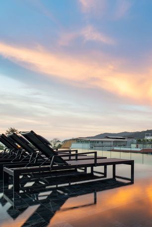 Imagen de la piscina del Hotel Indigo Phuket Patong, An Ihg - Sha Extra Plus. Foto 30