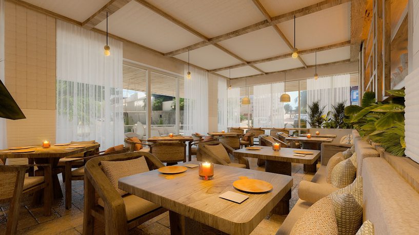 Imagen del bar/restaurante del Hotel Indigo Playa Del Carmen By Ihg. Foto 5