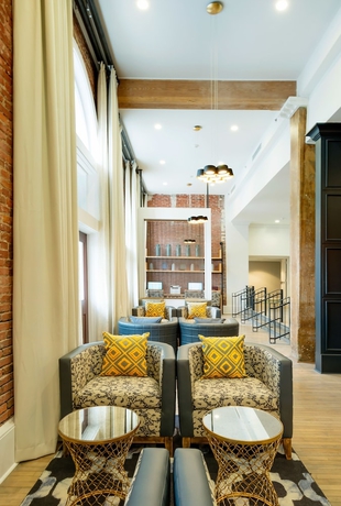 Imagen de los interiores del Hotel Indigo Savannah Historic District, An Ihg. Foto 15