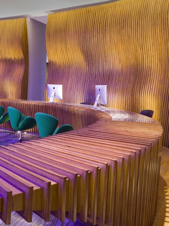 Imagen de los interiores del Hotel Indigo Shanghai On The Bund, An Ihg. Foto 12