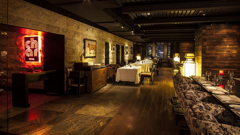 Imagen del bar/restaurante del Hotel Indigo Shanghai On The Bund, An Ihg. Foto 5