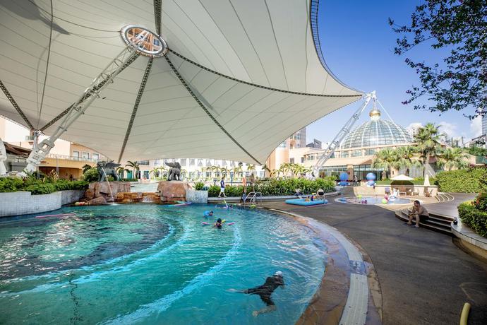 Imagen de la piscina del Hotel Indigo Shenzhen Overseas Chinese Town, An Ihg. Foto 13