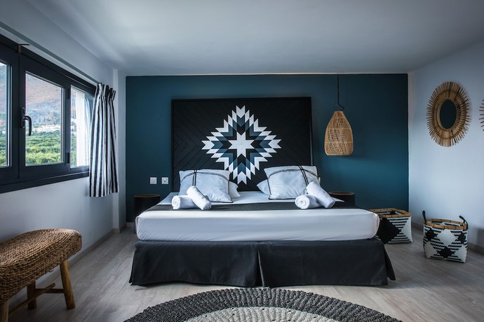 Imagen de la habitación del Hotel Indigo Suites Collection Adults Only. Foto 5