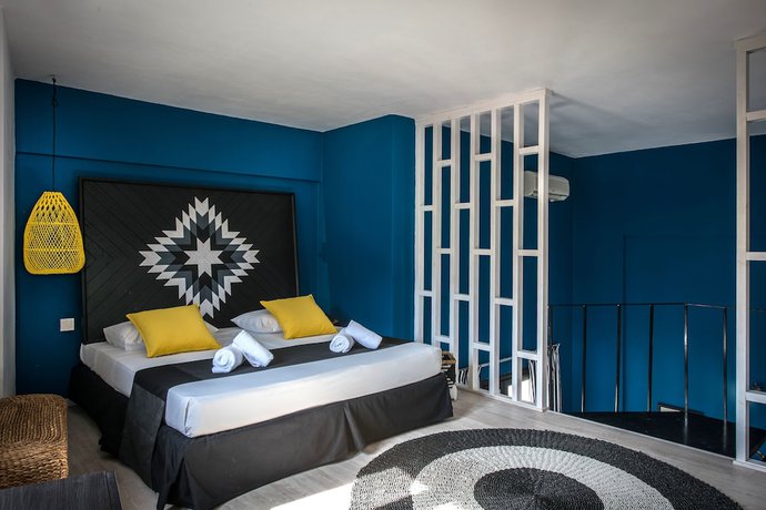 Imagen de la habitación del Hotel Indigo Suites Collection Adults Only. Foto 7