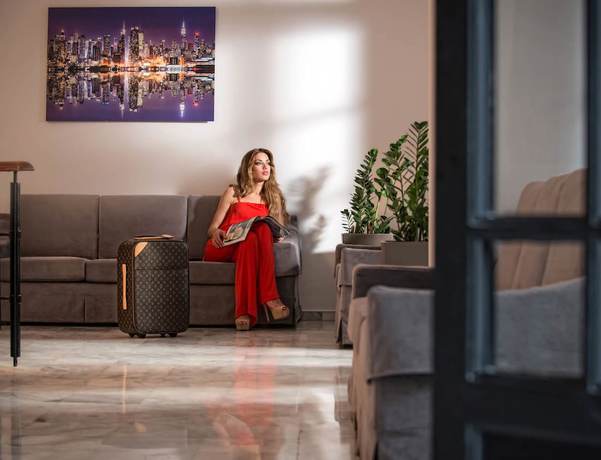 Imagen de los interiores del Hotel Indigo Suites Collection Adults Only. Foto 19