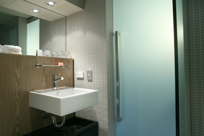 Imagen de la habitación del Hotel Indigo Sydney Potts Point by IHG. Foto 7